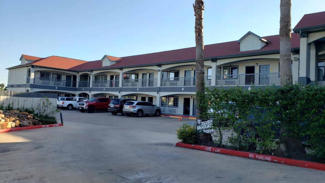 Palace Inn Addicks Exterior photo
